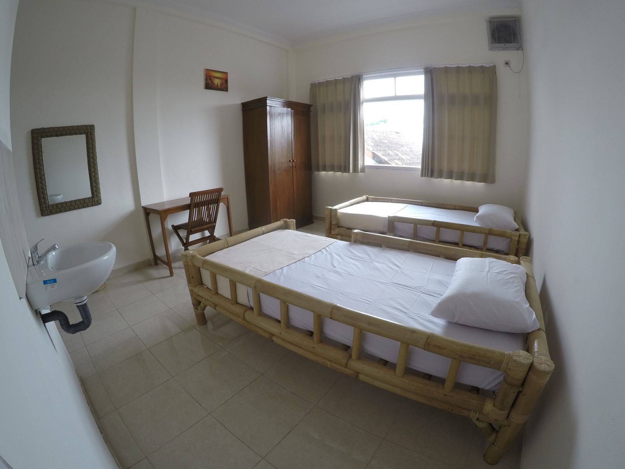Palmyra Hostel Malang Exteriér fotografie